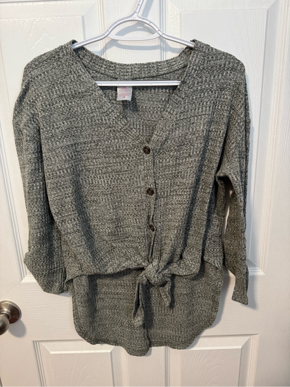No Boundaries Gray Knit V-Neck Tie-Front Sweater